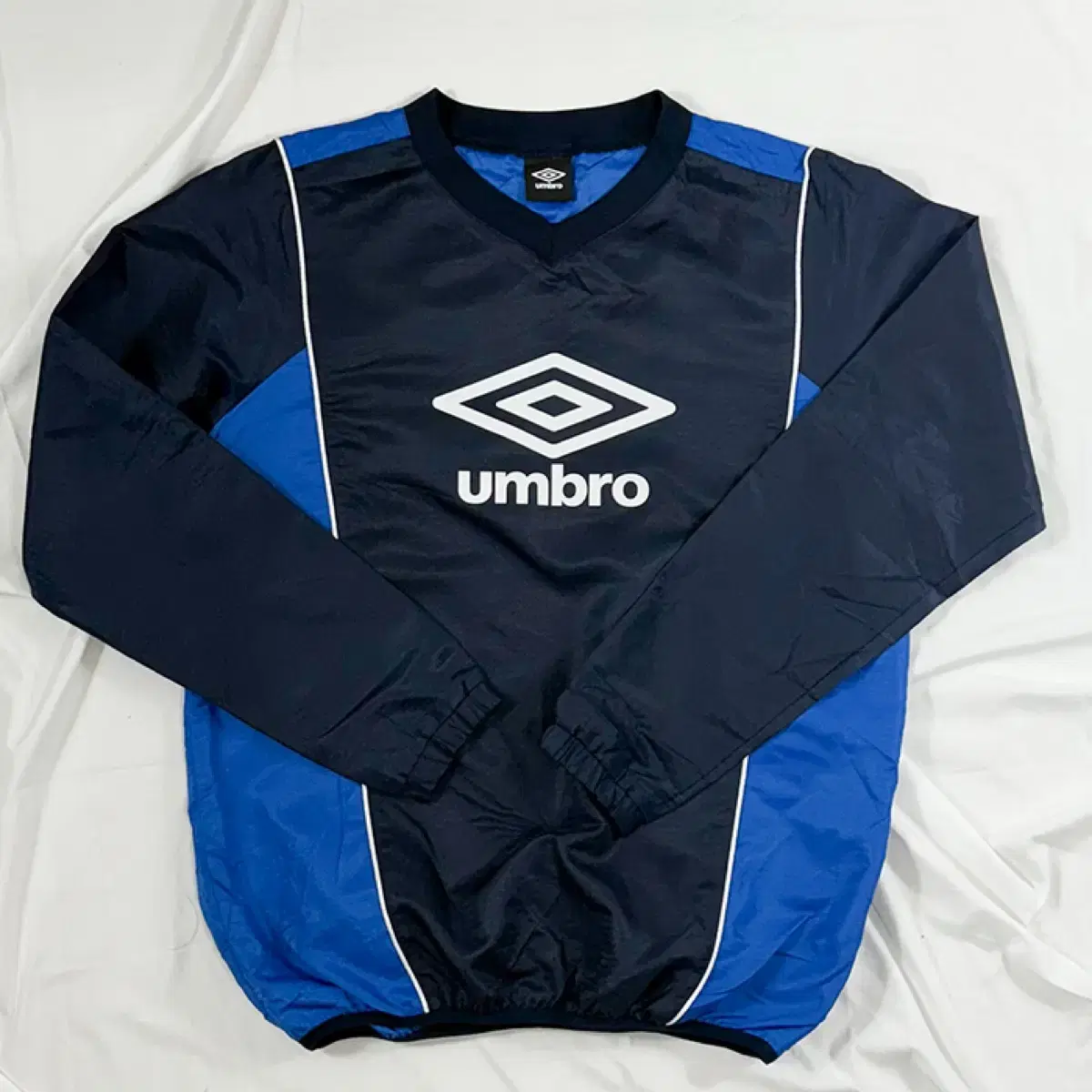 Umbro wind break